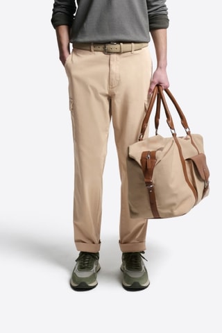 Pantalón cargo slim fit - Beige