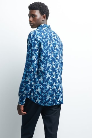 Camisa slim fit con estampado animal - Azul