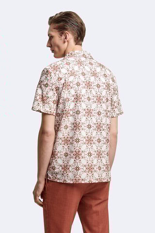 Camisa regular fit - Blanco y marrón