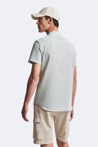 Camisa slim fit de lino - Verde almendra