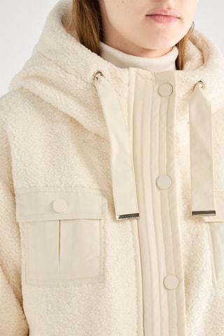 Parca com capuz - Cru