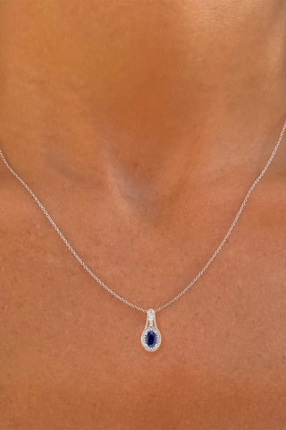 Collier - Or blanc, topazes et saphir