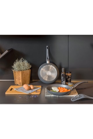 2 frigideiras - 24 e 28 cm