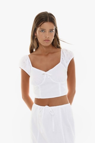 Crop top con bordado inglés - Blanco
