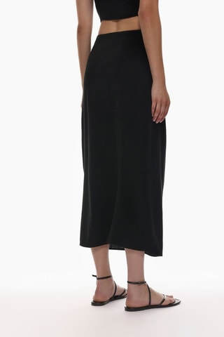 Falda cruzada - Negro