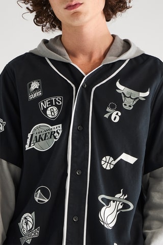 Chaqueta con capucha - Negro