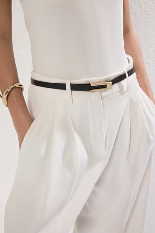 2 cintos - Preto e castanho