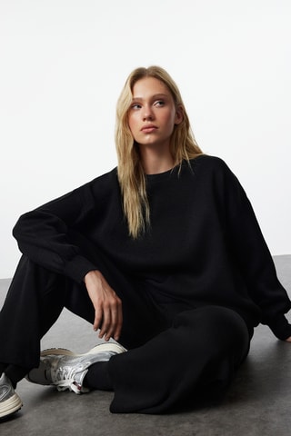 Camisola e calças - Preto