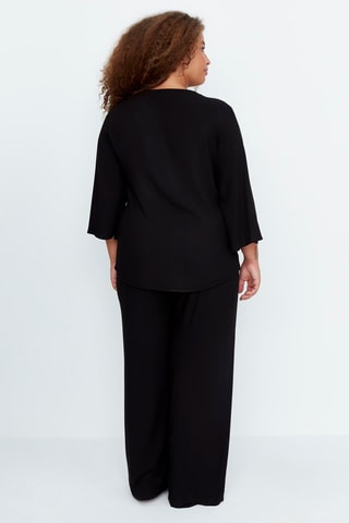 Top e calças Plus Size Preto