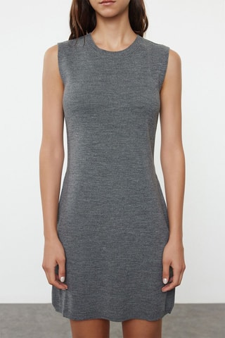 Vestido curto e casaco de malha comprido - Cinzento