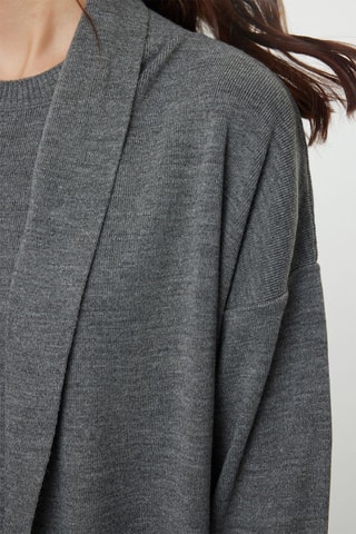 Vestido curto e casaco de malha comprido - Cinzento