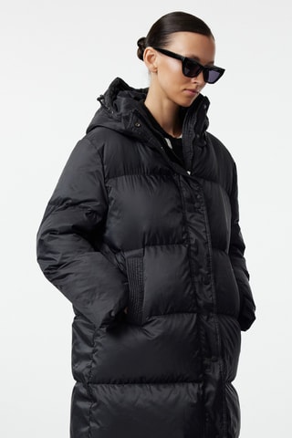 Blusão oversize com capuz- Preto