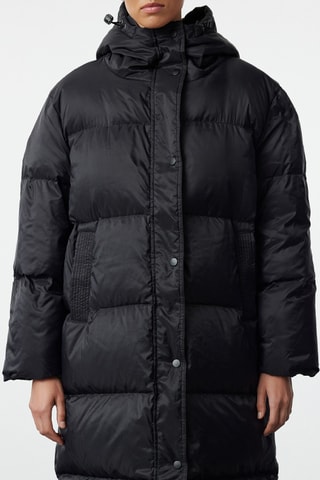 Blusão oversize com capuz- Preto