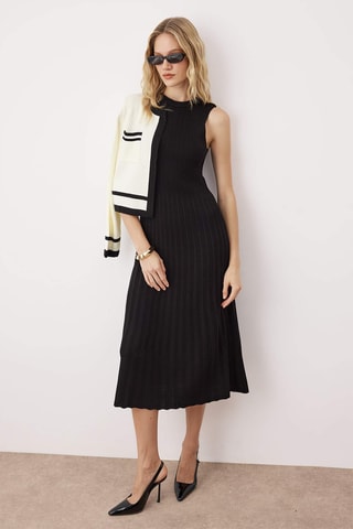 Casaco de malha e vestido - Preto