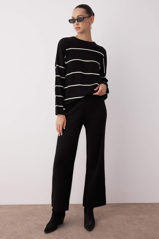 Camisola e calças wide legs de cintura subida - Preto