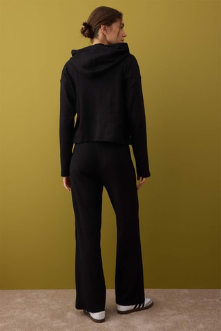 Sweat com capuz e calças - Preto