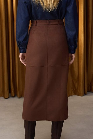 Saia comprida - Castanho