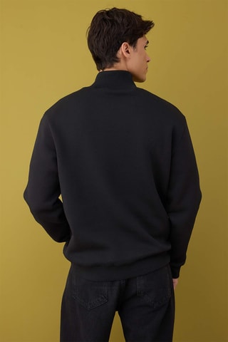 Sweat regular - Preto