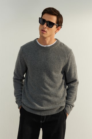 Camisola regular em lã - Cinzento