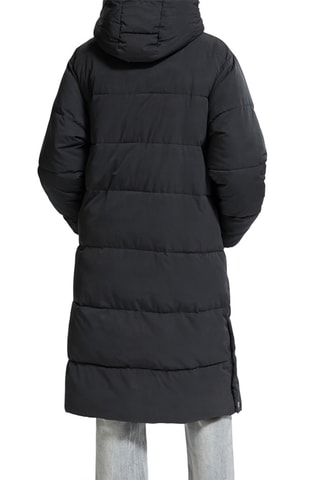 Lange gewatteerde jas met capuchon - Zwart