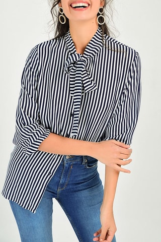 Blouse Ecru en Marineblauw