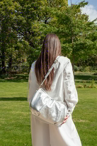 Leren Schoudertas Yuki - Zilverkleurig