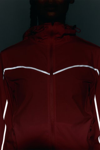 Corta-vento com capuz Ulani - Coral