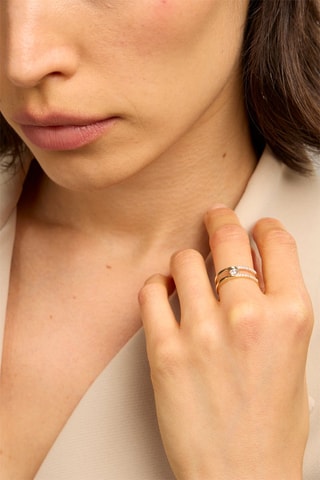 Anello - Oro giallo 18 kt e diamanti