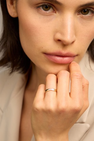 Anello - Oro giallo 18 kt e diamanti