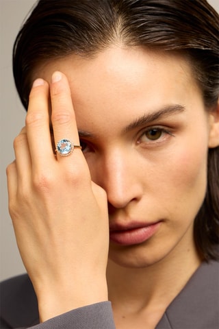 Anello - Oro giallo 18 kt, topazio e diamanti