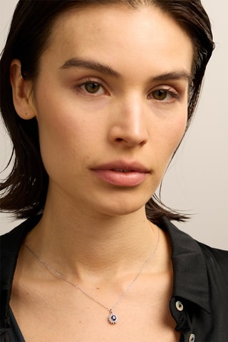 Collana - Oro bianco 18 kt, diamanti e zaffiro