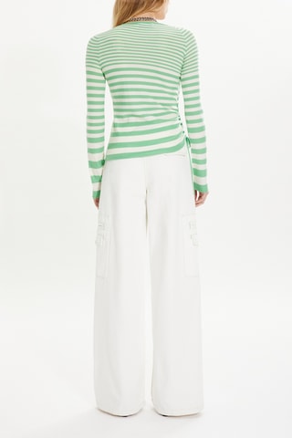 Pull en laine - Vert anis et blanc
