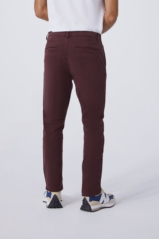 Calças chino slim - Bordô - IKKS