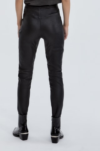 Calças em couro de cordeiro - Preto