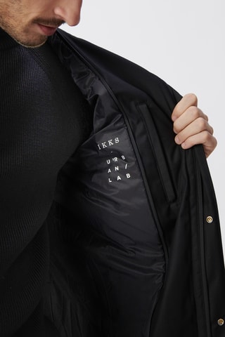 Parca com capuz - Preto - IKKS