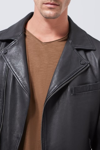 Casaco em couro - Preto