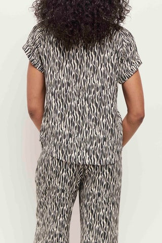 Top - Cru e preto - One Step