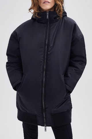 Parca com capuz - Preto