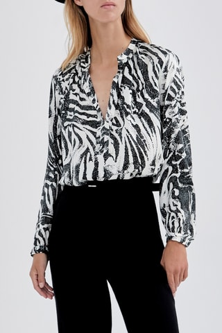 Blusa - Cru e preto - IKKS