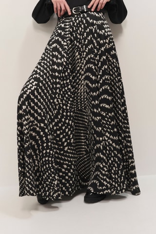 Saia comprida - Preto