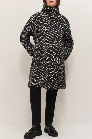 Sobretudo com capuz - Preto - One Step