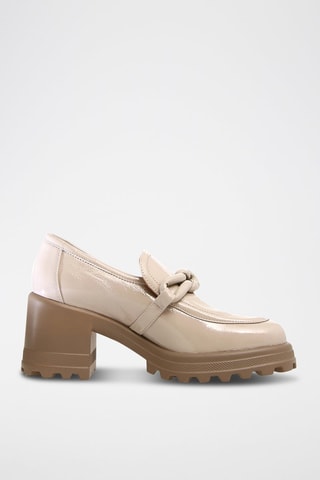 Lakleren Mocassins met Hak Carine - Beige