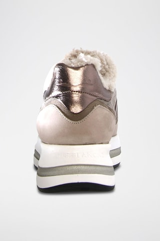 Zapatillas de piel y lana forradas. Gris y beige