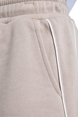 Short - Beige - Element