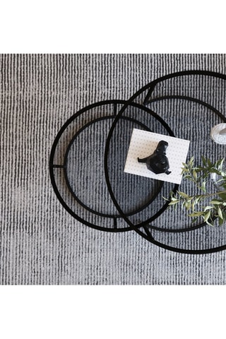 2 tables gigognes en verre - 42 x 37 / 60 x 43 cm