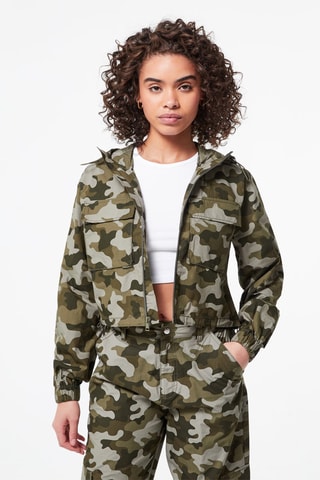 Chaqueta con capucha - Caqui