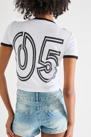 Camiseta cropped - Blanco y negro