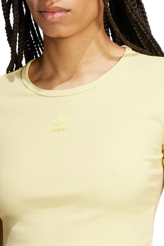 T-shirt Slim Fit Essentials - Geel