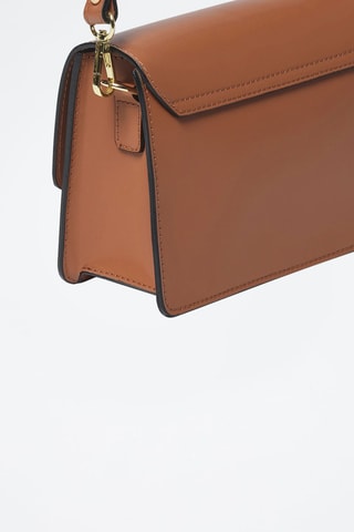 Mala a tiracolo Gambetta em couro de vitelo - Conhaque - Castanho