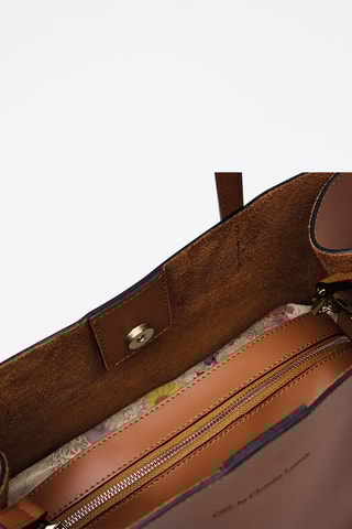 Bolsa de cintura em couro de vitelo Clemenceau - Conhaque - Preto